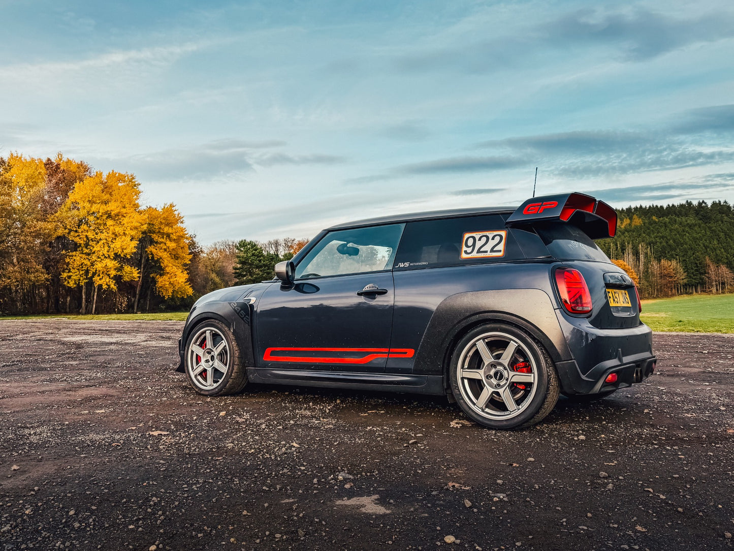 MMX x06 Flow Formed Wheels – 18x8 5x112 ET44 for MINI F-Series